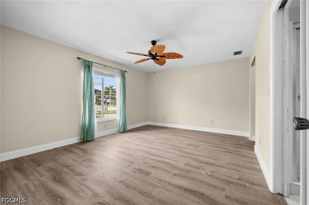706 SW 51st Terrace Cape Coral FL 33914