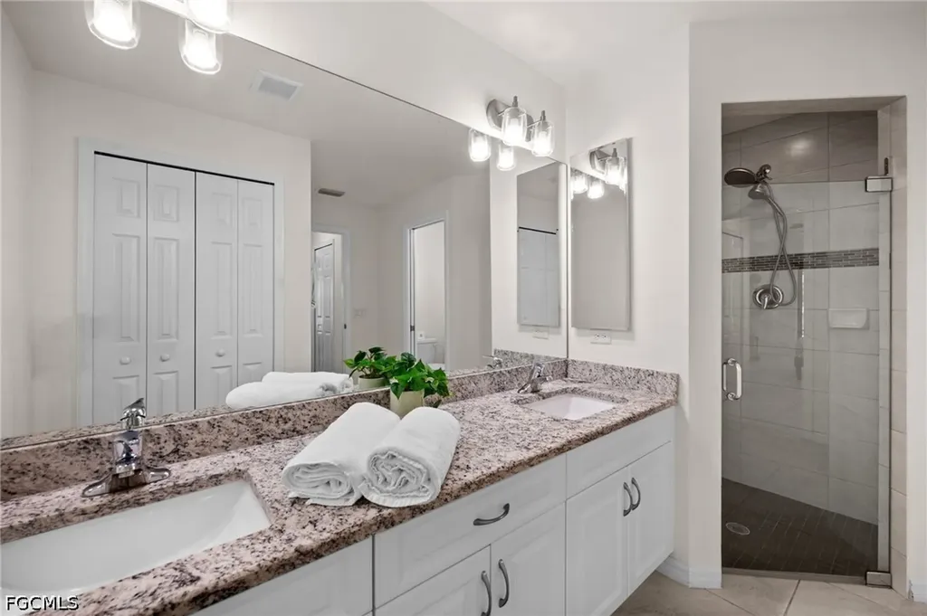 1808 SW 8th Place Cape Coral FL 33991