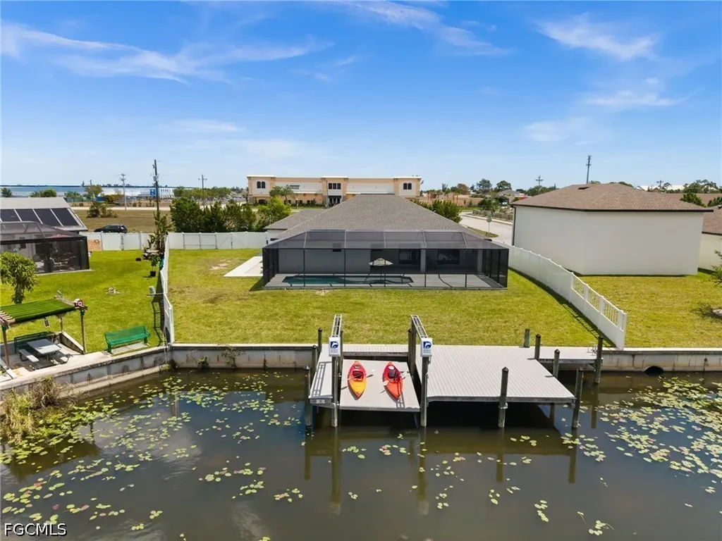 1808 SW 8th Place Cape Coral FL 33991