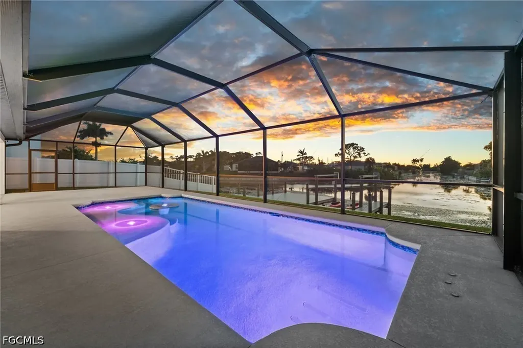 1808 SW 8th Place Cape Coral FL 33991
