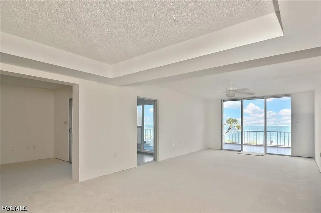 200 Periwinkle Way Sanibel FL 33957