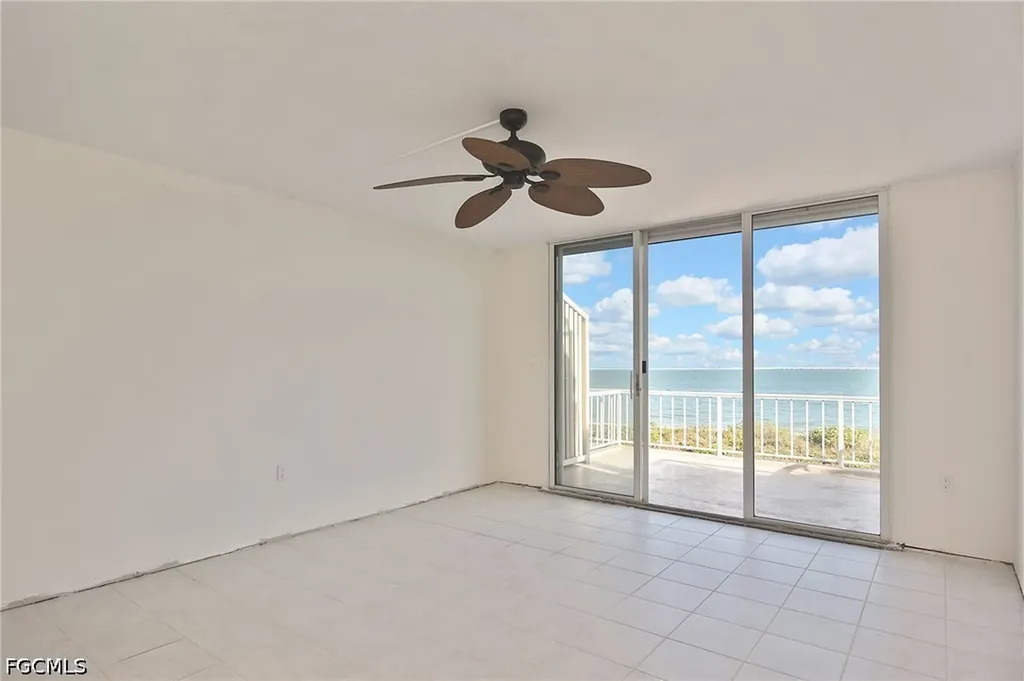200 Periwinkle Way Sanibel FL 33957