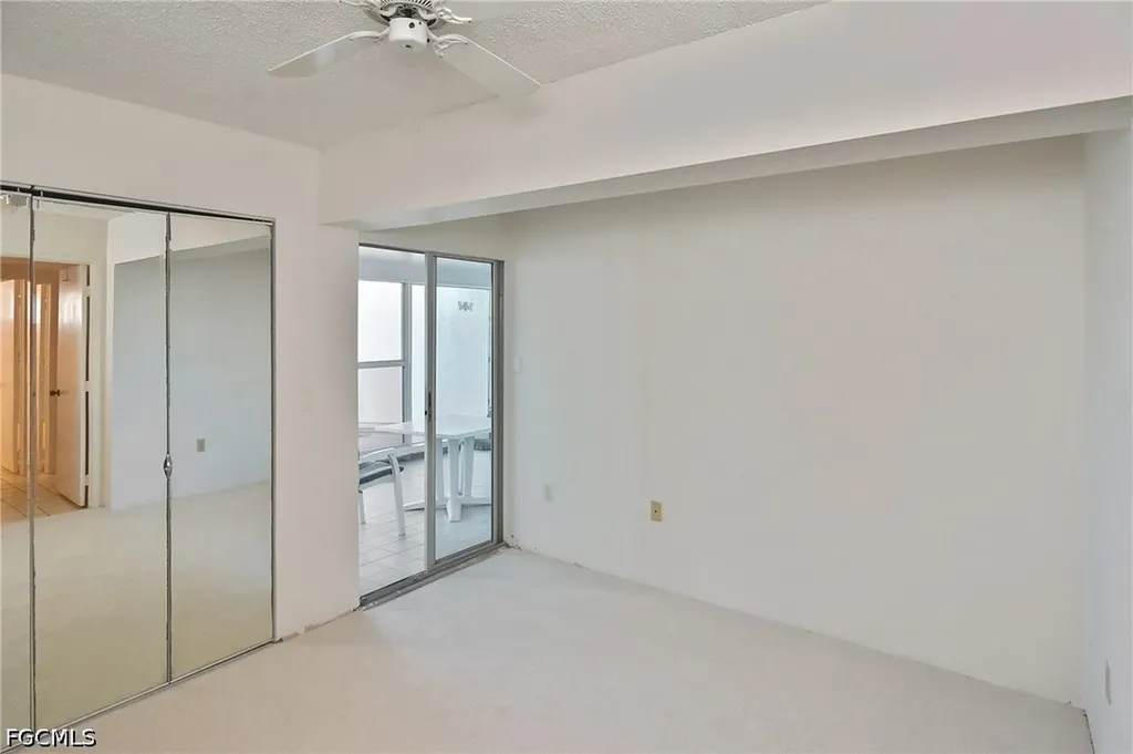 200 Periwinkle Way Sanibel FL 33957