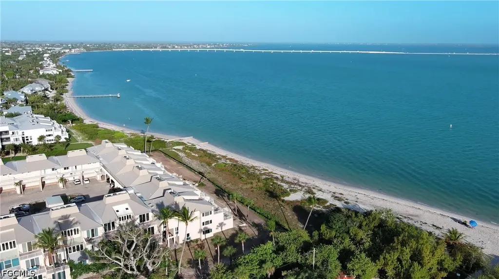 200 Periwinkle Way Sanibel FL 33957