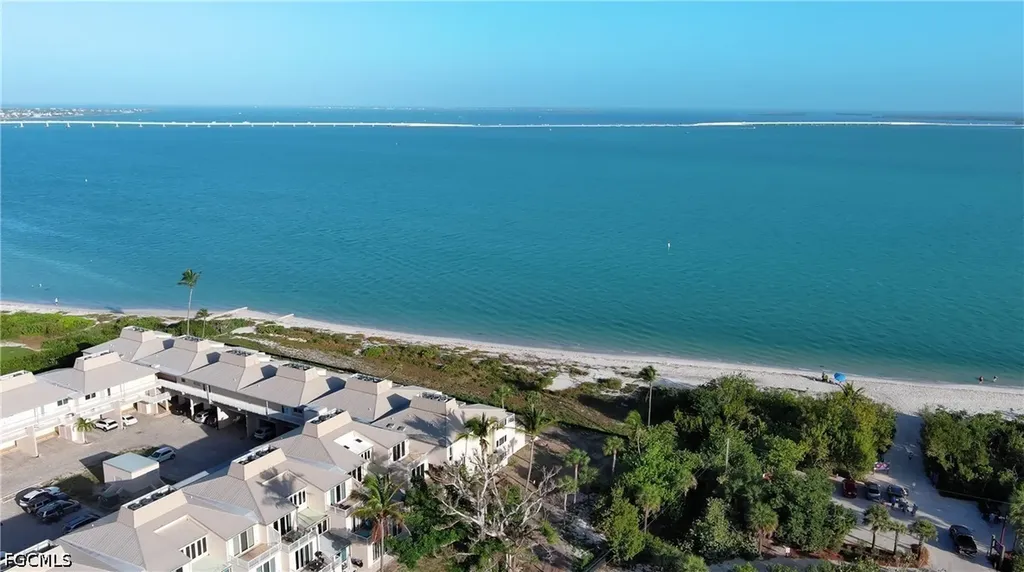 200 Periwinkle Way Sanibel FL 33957