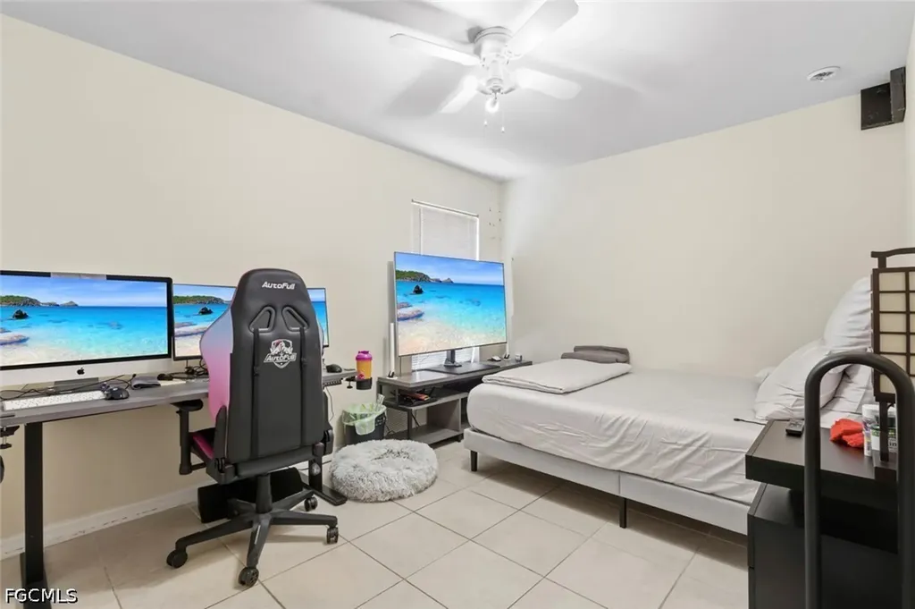 126/128 SE 12th Street Cape Coral FL 33990