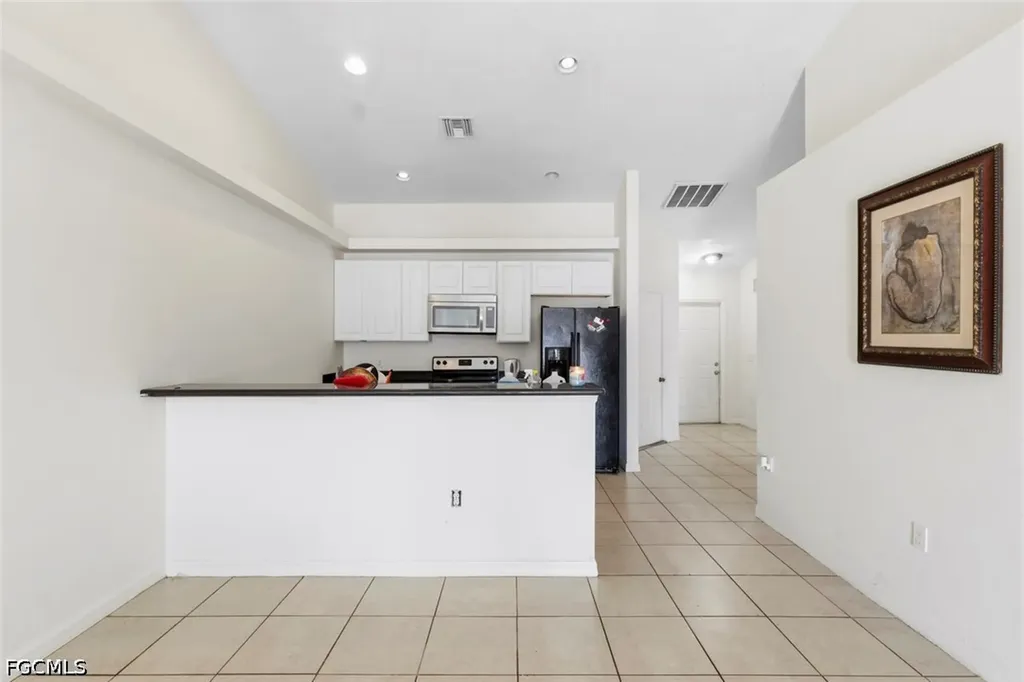 126/128 SE 12th Street Cape Coral FL 33990