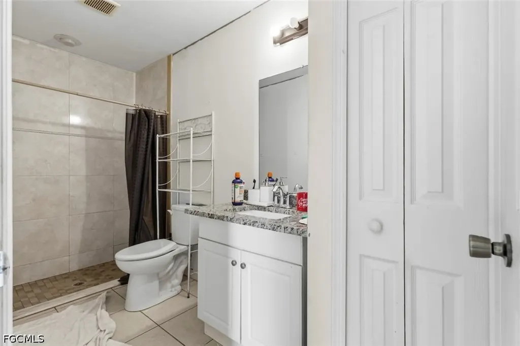 126/128 SE 12th Street Cape Coral FL 33990