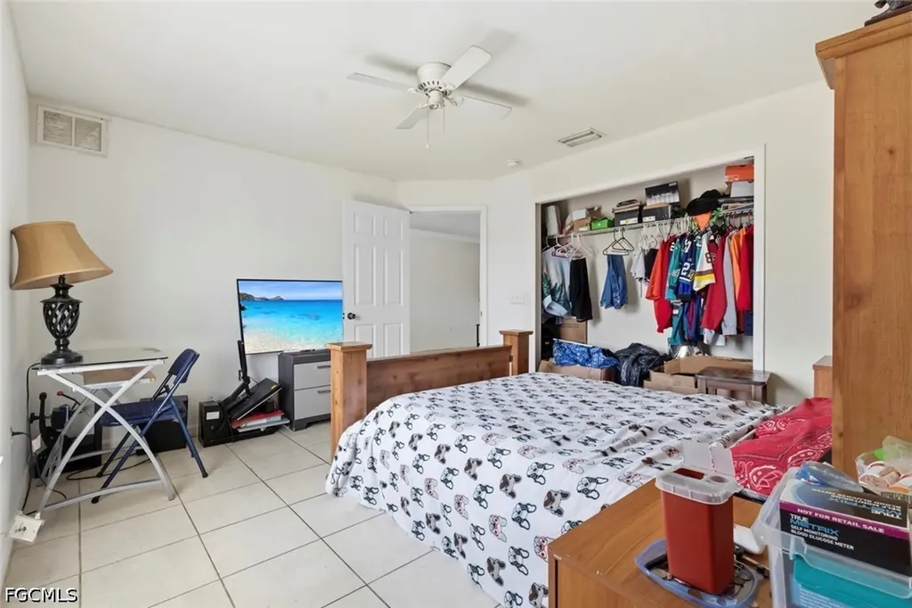 126/128 SE 12th Street Cape Coral FL 33990