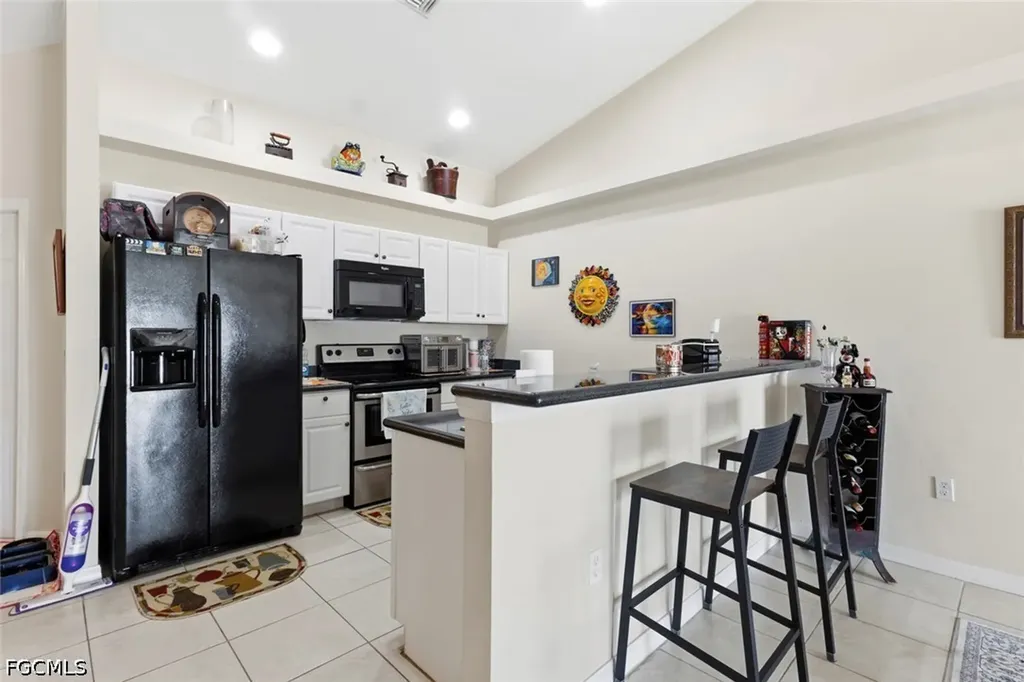 126/128 SE 12th Street Cape Coral FL 33990
