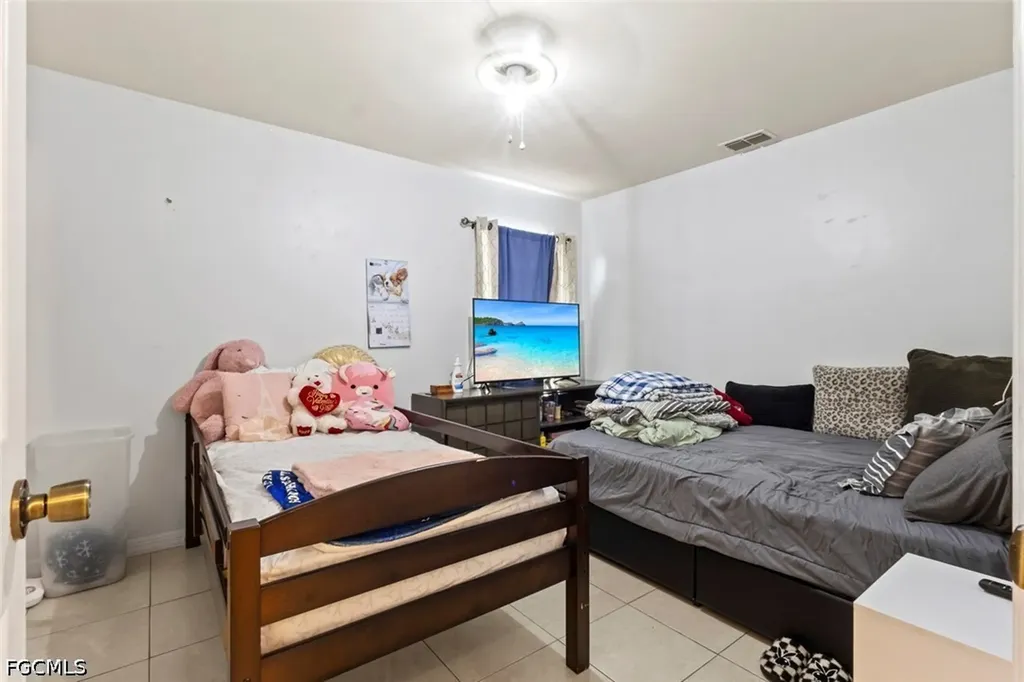 146/148 SE 12th Street Cape Coral FL 33990