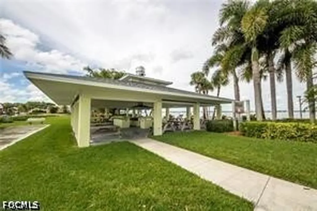 12992 Beacon Cove Lane Fort Myers FL 33919
