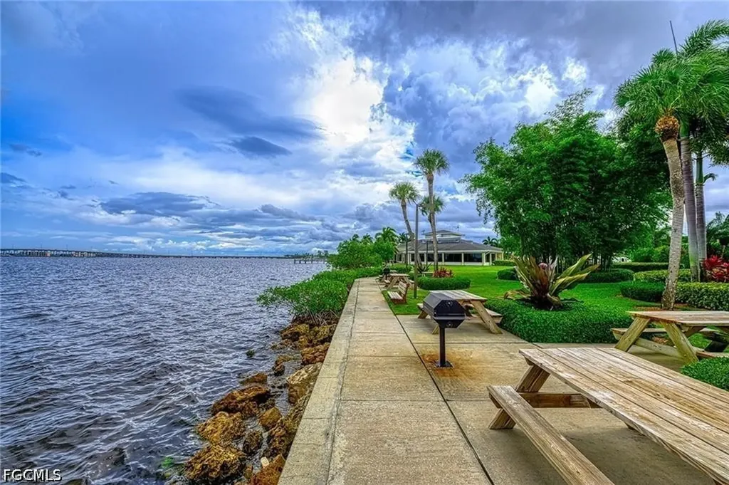 12992 Beacon Cove Lane Fort Myers FL 33919