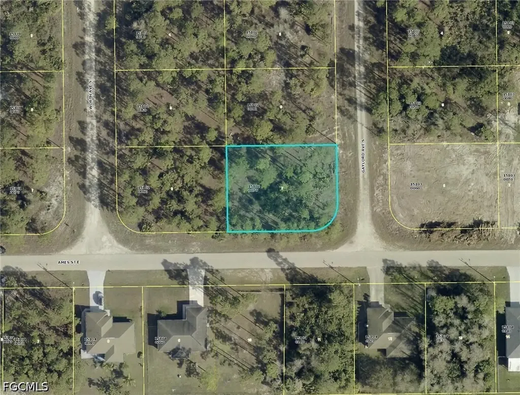 852 Gaylord Avenue S Lehigh Acres FL 33974