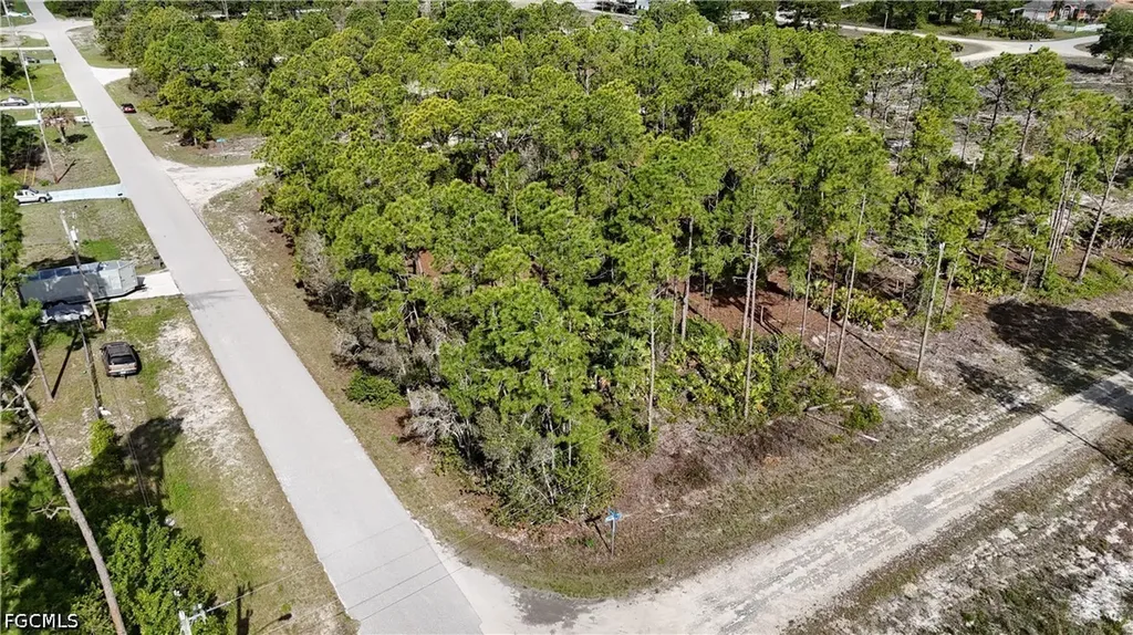 852 Gaylord Avenue S Lehigh Acres FL 33974