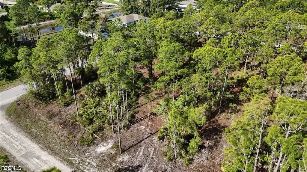 852 Gaylord Avenue S Lehigh Acres FL 33974