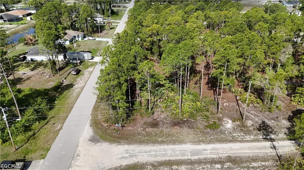 852 Gaylord Avenue S Lehigh Acres FL 33974
