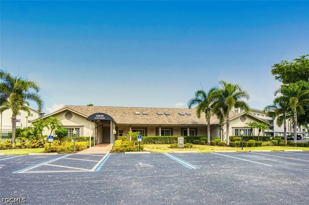 14871 Hole In 1 Circle Fort Myers FL 33919