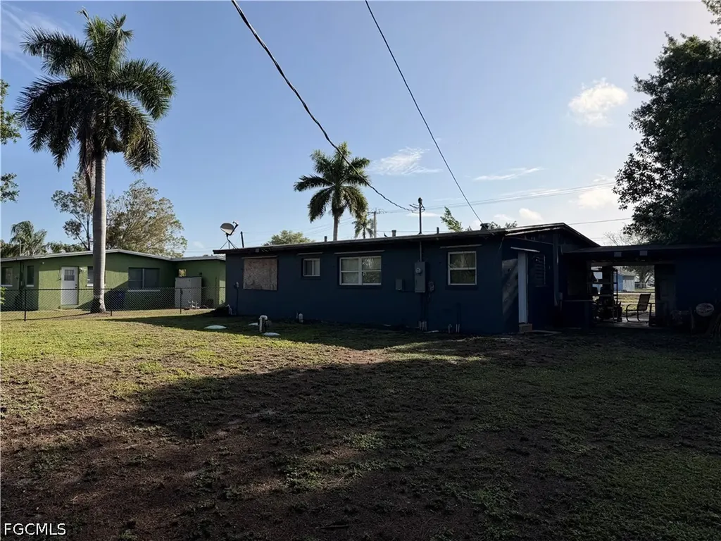 3044 Broadway Fort Myers FL 33901