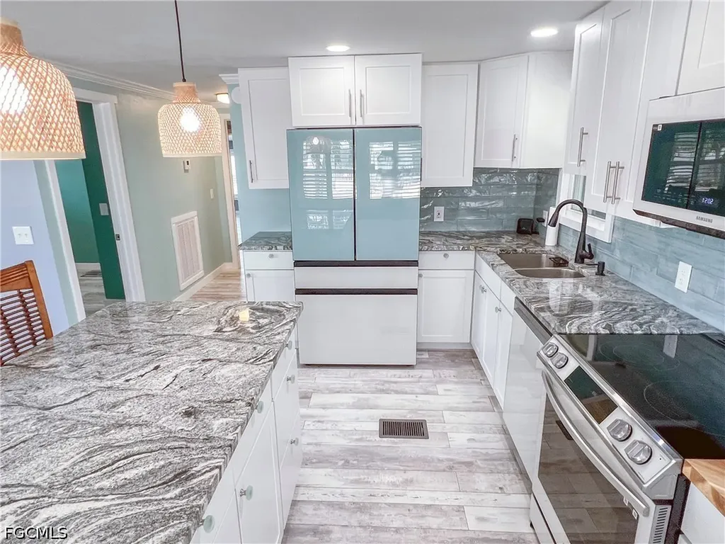11291 Bougainvillea Lane Fort Myers Beach FL 33931