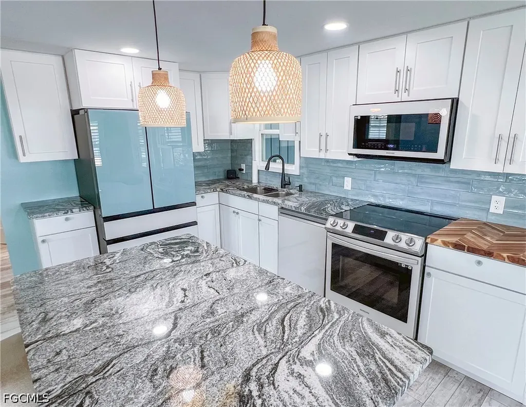 11291 Bougainvillea Lane Fort Myers Beach FL 33931
