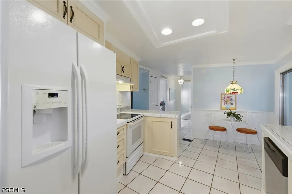 502 Pine Tree Court North Fort Myers FL 33917