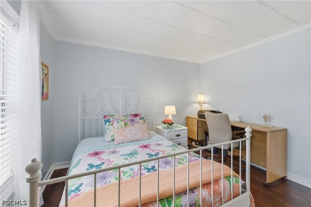 502 Pine Tree Court North Fort Myers FL 33917