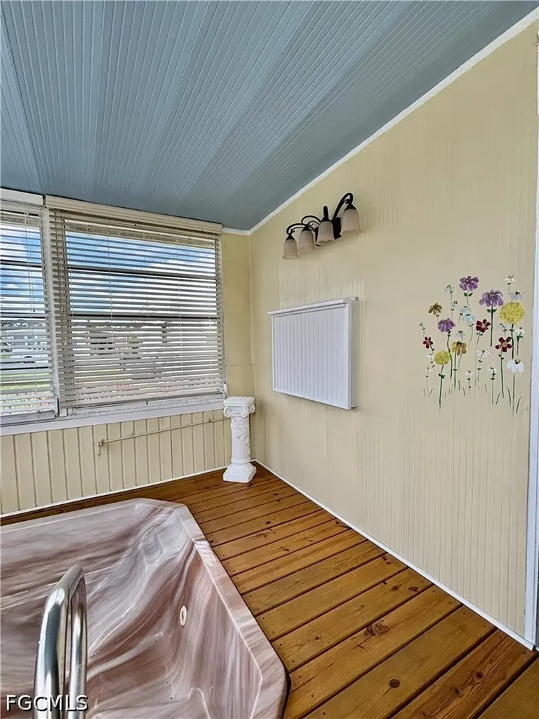 502 Pine Tree Court North Fort Myers FL 33917