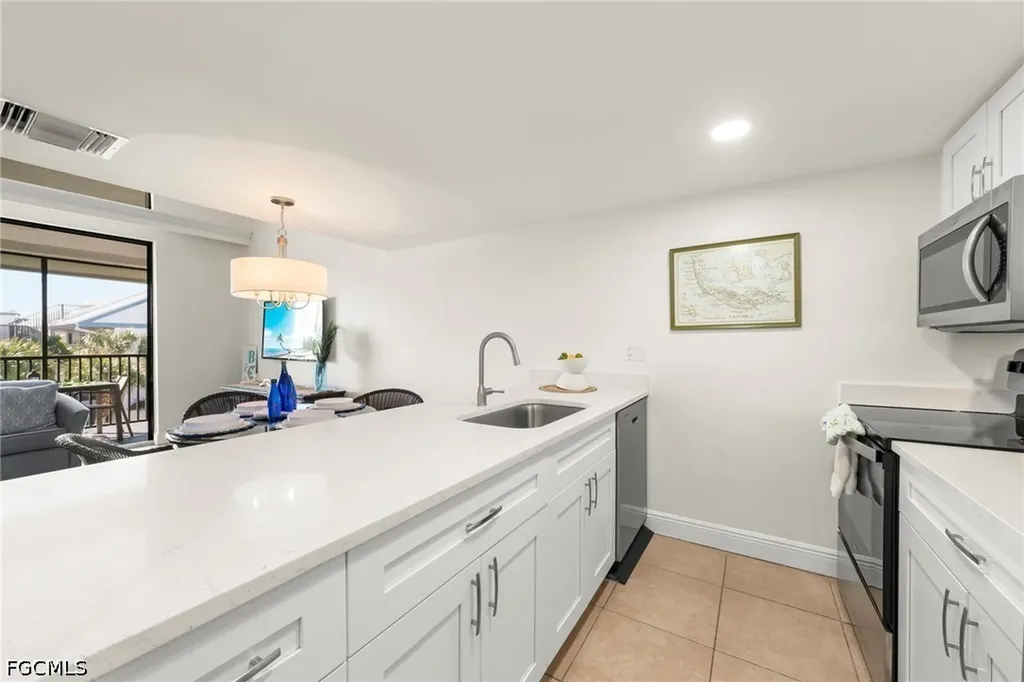3233 Tennis Villas Captiva FL 33924