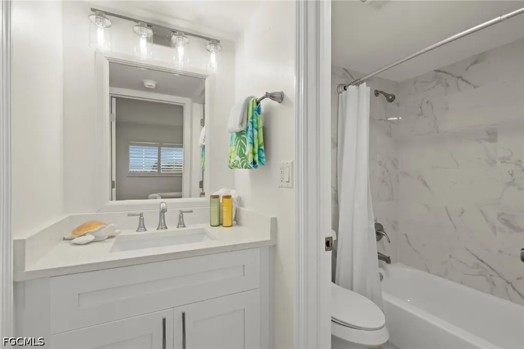 3233 Tennis Villas Captiva FL 33924