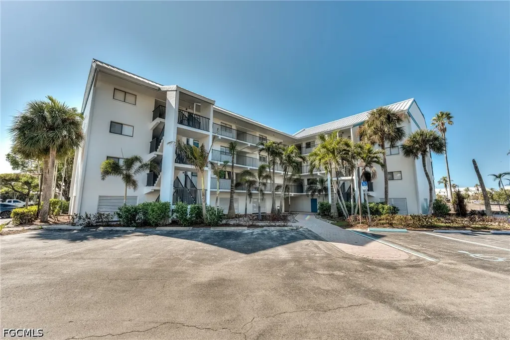 3233 Tennis Villas Captiva FL 33924