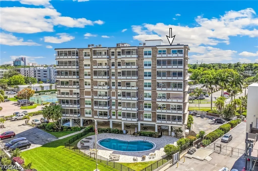 2350 W 1st Street Fort Myers FL 33901