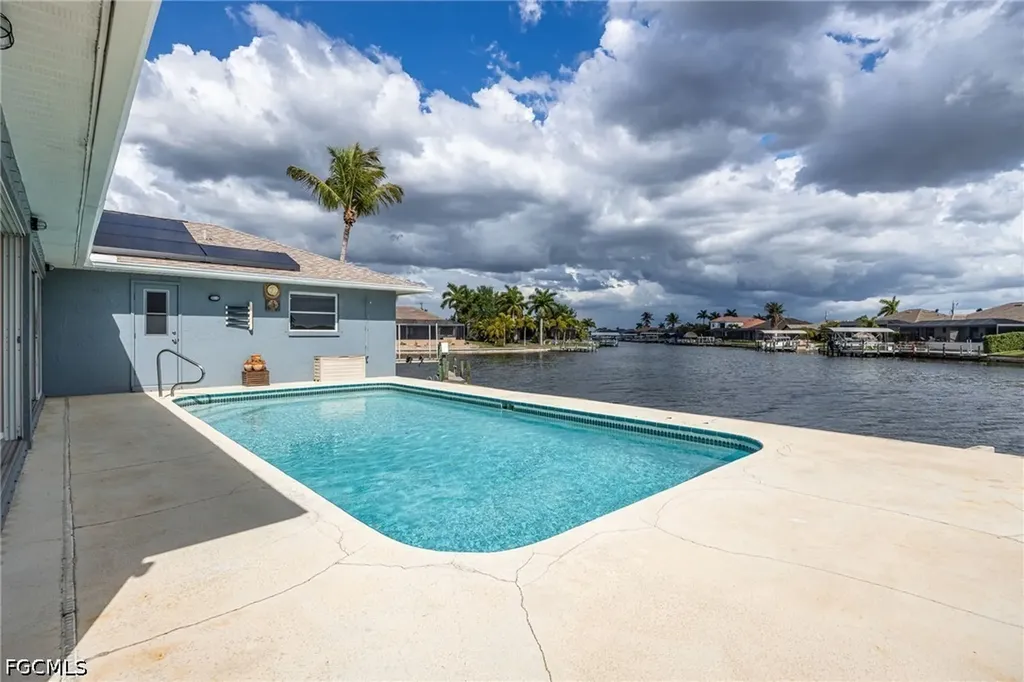 401 NW 36th Place Cape Coral FL 33993