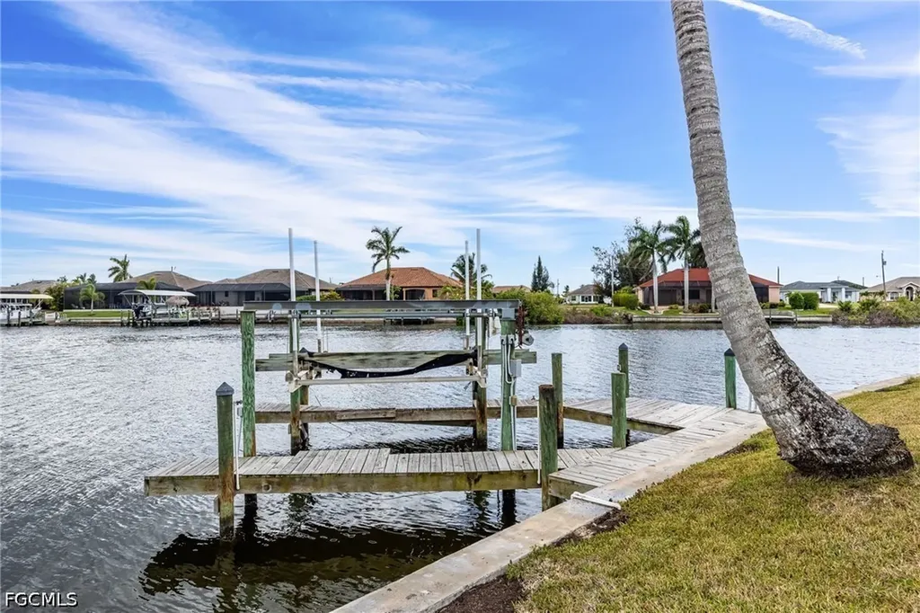 401 NW 36th Place Cape Coral FL 33993