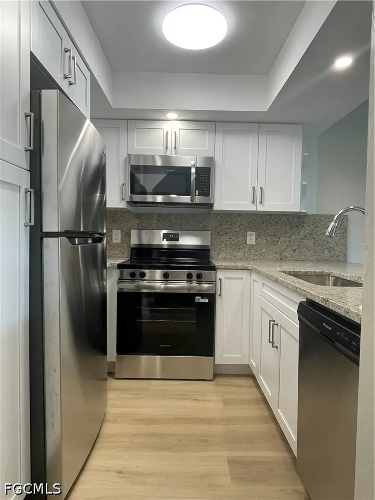 835 Gleason Parkway Cape Coral FL 33914