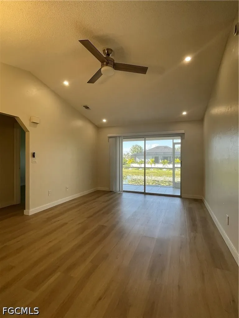835 Gleason Parkway Cape Coral FL 33914
