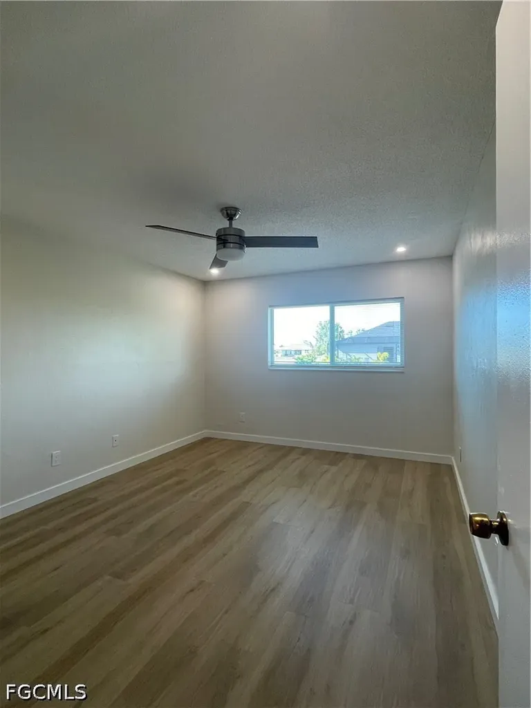835 Gleason Parkway Cape Coral FL 33914