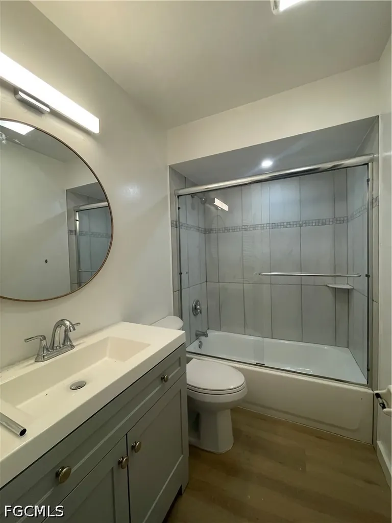835 Gleason Parkway Cape Coral FL 33914