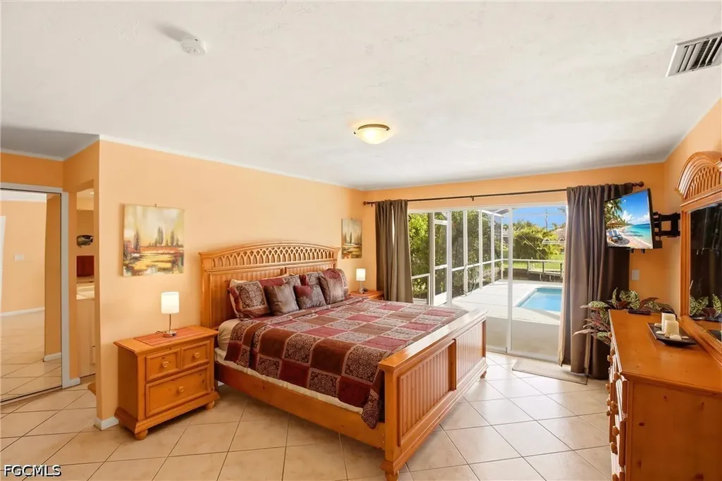 1506 SE 21st Terrace Cape Coral FL 33990