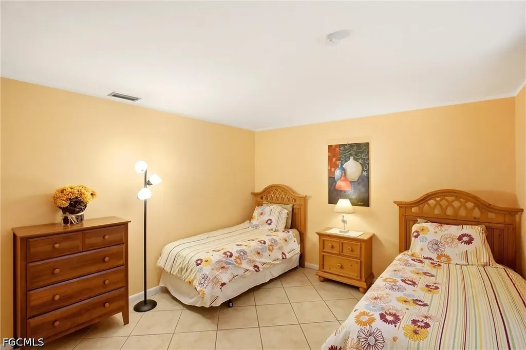 1506 SE 21st Terrace Cape Coral FL 33990