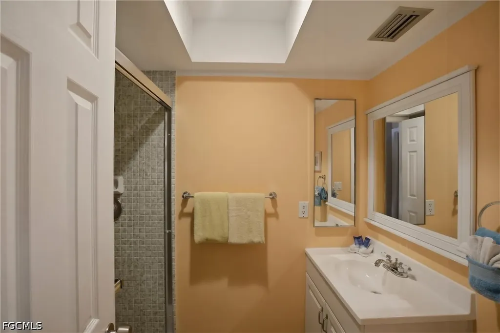 1506 SE 21st Terrace Cape Coral FL 33990