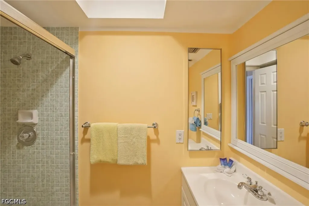 1506 SE 21st Terrace Cape Coral FL 33990