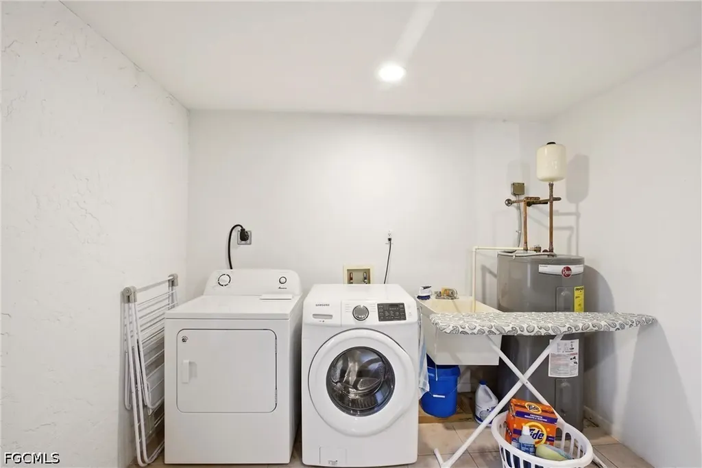 1506 SE 21st Terrace Cape Coral FL 33990