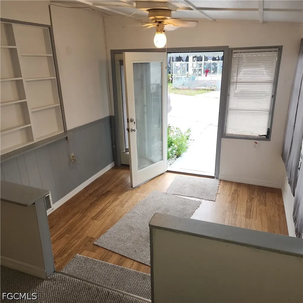 110 Gaslight Avenue North Fort Myers FL 33917