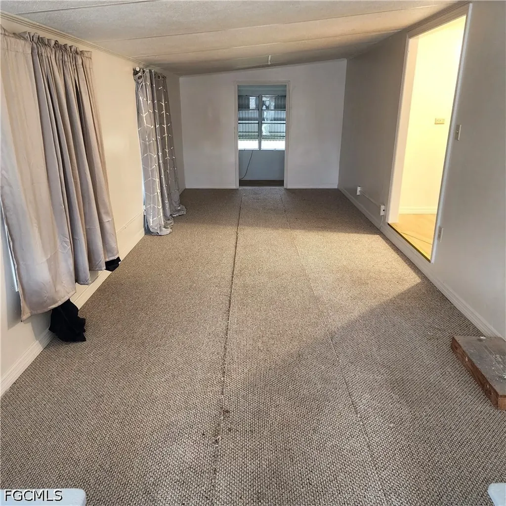 110 Gaslight Avenue North Fort Myers FL 33917