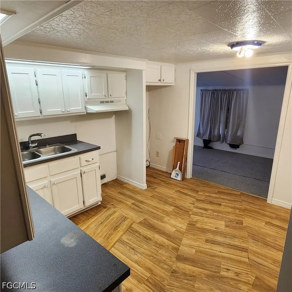 110 Gaslight Avenue North Fort Myers FL 33917