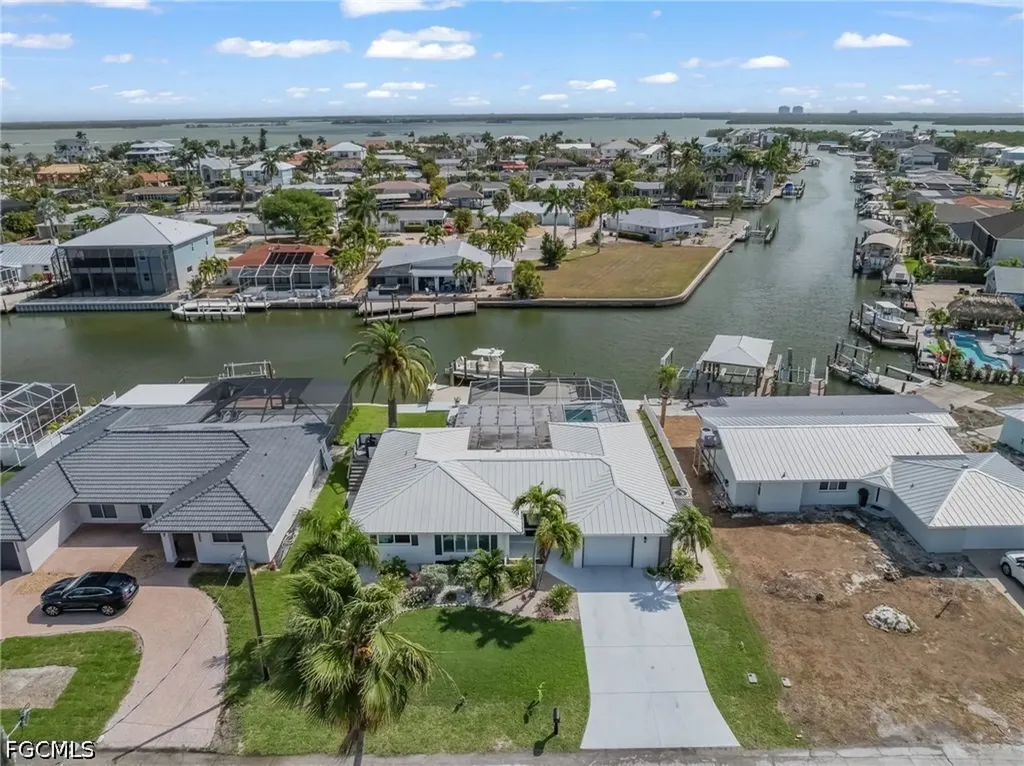 Fort Myers Beach FL, 9 Fairview Boulevard