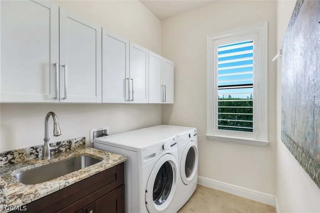 128 NW 39th Avenue Cape Coral FL 33993