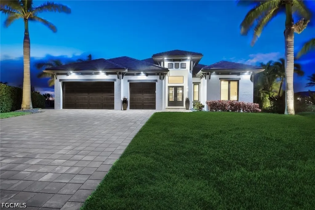 128 NW 39th Avenue Cape Coral FL 33993