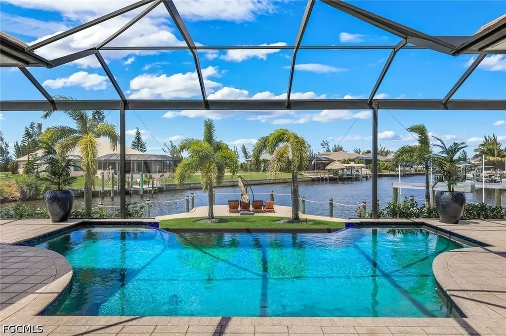 128 NW 39th Avenue Cape Coral FL 33993
